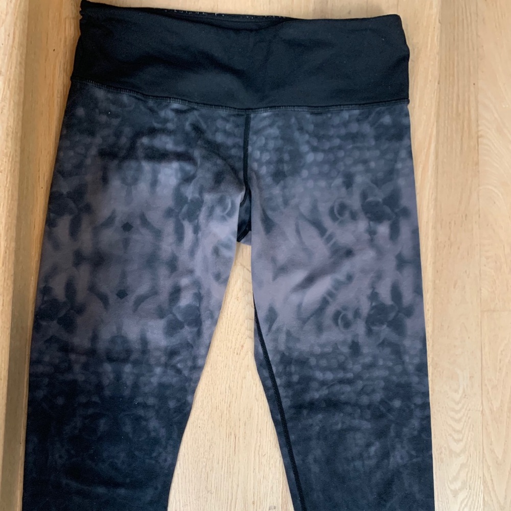 lulu lemon capri leggings